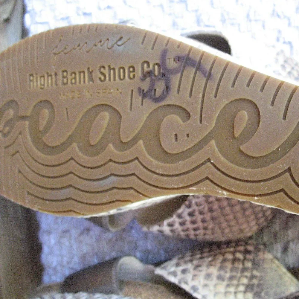 Right Bank Shoe Co. right bank